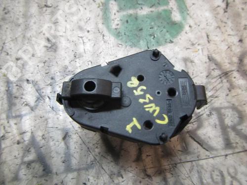 Used Electronic module BMW 5 (E60) 530 d (218 hp) 9530558