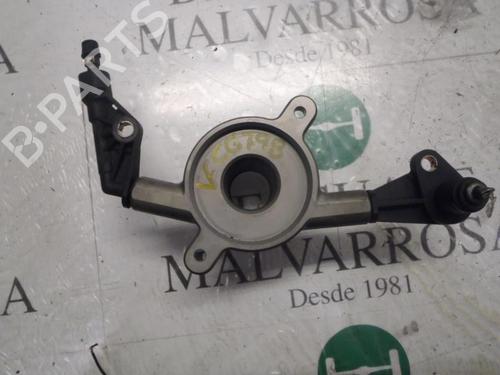 Used Clutch slave cylinder Clutch slave cylinder MERCEDES-BENZ C-CLASS (W203) C 200 Kompressor (203.045) (163 hp) 14272491 14272491