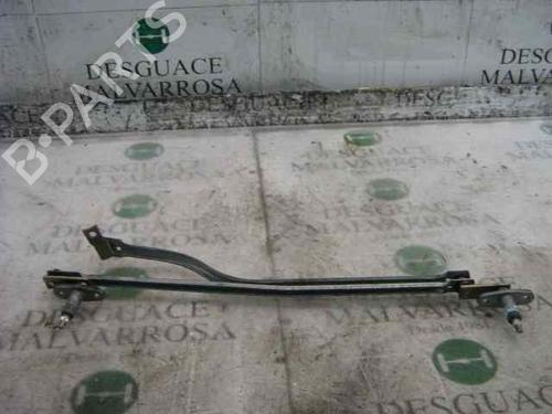 Used Front wipers mechanism NISSAN TRADE Van [1996-2001]  14296780