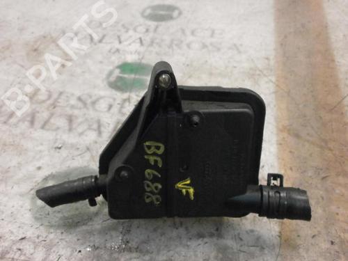 Used Power steering reservoir Power steering reservoir SKODA OCTAVIA I (1U2) [1996-2010] 14267398 14267398
