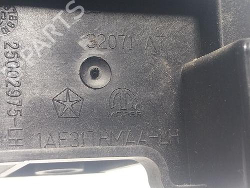 Interior handle CHRYSLER GRAND VOYAGER V (RT) 2.8 CRD | BP18828668I7 