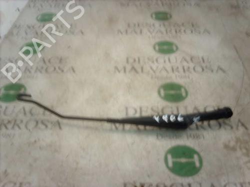 Used Front windshield wiper arm Front windshield wiper arm 3750052 3750052