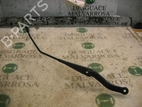 front-wipers-mechanism-opel-corsa-d-s07-13-cdti-l08-l68-2006-2007-2008-2009-2010-2011-2012-2013-2014-2015-3739379 main image