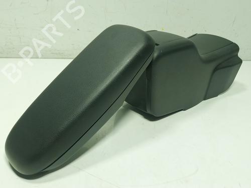 Used Armrest / Center console TOYOTA YARIS CROSS (MXP_) 1.5 Hybrid (MXPJ10) (116 hp) 28541441
