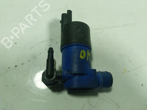 Used Washer pump Washer pump RENAULT CAPTUR I (J5_, H5_) 0.9 TCe 90 (90 hp) 17384900 17384900