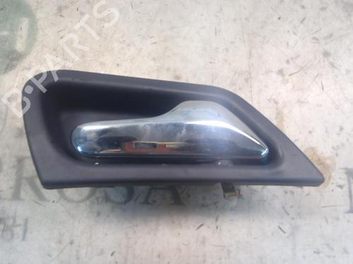 Used Front right interior door handle Front right interior door handle MERCEDES-BENZ C-CLASS (W203) C 200 CDI (203.007) (122 hp) 3795693 3795693
