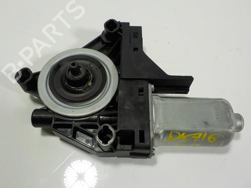 Used Right front window motor VOLVO V40 Cross Country (526) [2012-2019]  13242290
