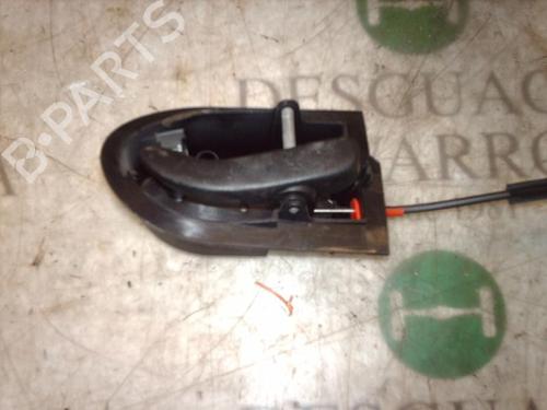 Used Front right interior door handle Front right interior door handle FORD MONDEO I (GBP) [1993-1996] 4021108 4021108