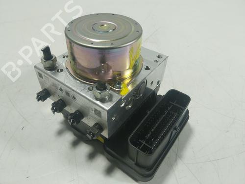 Used ABS pump ABS pump TOYOTA RAV 4 V (_A5_, _H5_) 2.5 Hybrid (AXAH52) (218 hp) 17804413 17804413