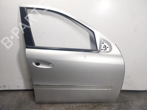 Used Right front door MERCEDES-BENZ M-CLASS (W164) ML 63 AMG 4-matic (164.177) (510 hp) 16835111