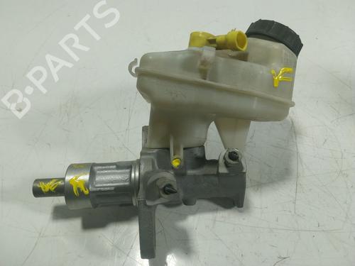 Used Brake master cylinder OPEL INSIGNIA A (G09) 1.4 (68) (140 hp) 18300339