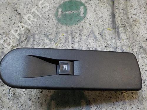 Used Right front window switch Right front window switch RENAULT CLIO IV (BH_) 1.5 dCi 90 (90 hp) 3999266 3999266