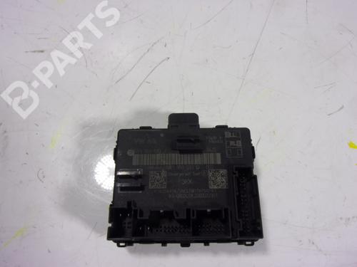 Used Electronic module Electronic module AUDI Q5 (FYB, FYG) 40 TDI Mild Hybrid quattro (204 hp) 10720552 10720552