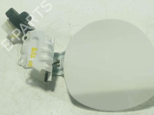 Used Fuel flap Fuel flap TOYOTA YARIS CROSS (MXP_) 1.5 Hybrid (MXPJ10) (116 hp) 38546051 38546051