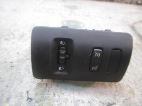 Elektronisk modul RENAULT CLIO III (BR0/1, CR0/1) [2005-2014]  3841186