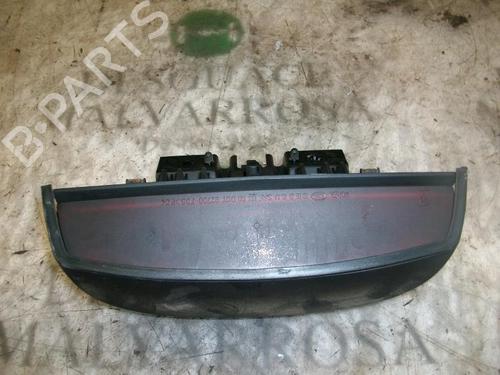 Rear center light KIA RIO I Hatchback (DC) 1.3 | BP10968489I39 - Image 2
