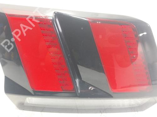 Used Left tailgate light PEUGEOT 3008 II SUV (MC_, MR_, MJ_, M4_) 1.2 THP/ PureTech 130 (MRHNSM, MRHNSU, MRHNSJ, MRHNYW,... (131 hp) 30768983