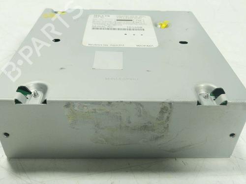 Bilradio Bilradio TESLA MODEL S (5YJS) P85 (421 hp) 39909633 39909633