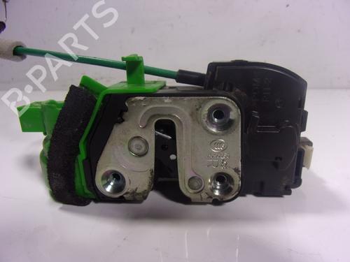 Used Front right lock HYUNDAI i40 I (VF) 1.7 CRDi (116 hp) 15583744