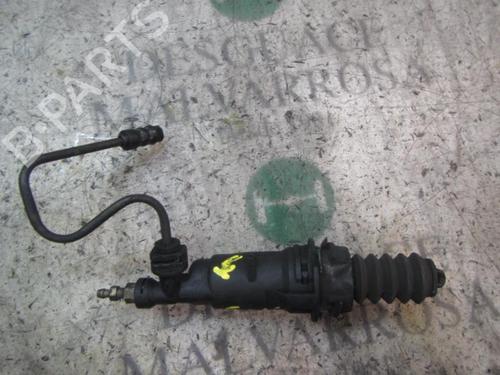 Used Clutch slave cylinder Clutch slave cylinder FIAT SCUDO Van (220_) [1996-2006] 14276475 14276475