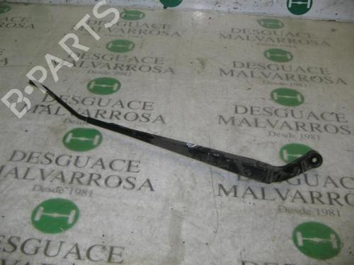 front-wipers-mechanism-toyota-corolla-_e12_-2001-2002-2003-2004-2005-2006-2007-2008-3737874 main image