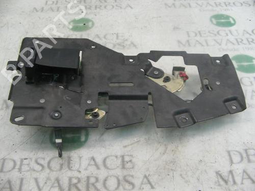 Used Front right interior door handle Front right interior door handle CHRYSLER VOYAGER II (ES) 2.5 TD (118 hp) 8742000 8742000