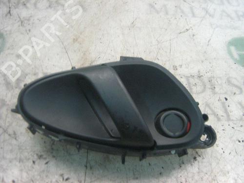 Høyre bak invendig håndtak CITROËN XSARA (N1) 2.0 HDi 90 (90 hp) 3749303
