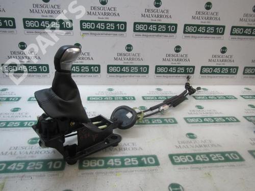 Used Manual gearbox selector Manual gearbox selector PEUGEOT 208 I (CA_, CC_) 1.6 HDi / BlueHDi 75 (75 hp) 7411856 7411856