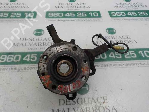 Used Right front steering knuckle RENAULT CLIO II (BB_, CB_) [1998-2016]  3737655