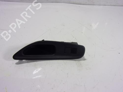 Used Right rear window switch Right rear window switch TOYOTA YARIS CROSS (MXP_) 1.5 Hybrid (MXPJ10) (116 hp) 11037335 11037335