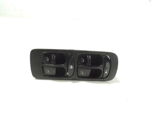 Used Left front window switch Left front window switch PORSCHE CAYENNE (9PA) 3.2 (250 hp) 9810584 9810584