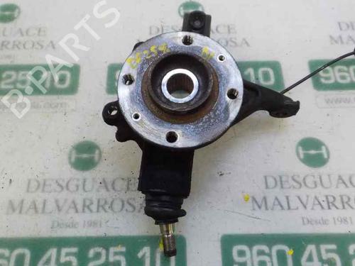 Used Left front steering knuckle CITROËN C4 II (NC_) [2009-2026]  5881485