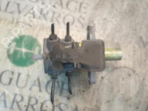 Used Brake master cylinder FORD TRANSIT CONNECT (P65_, P70_, P80_) 1.8 Di (75 hp) 3802945