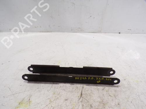 Used Right rear suspension arm Right rear suspension arm BMW 1 (E87) 116 d (116 hp) 7911411 7911411