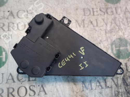 Fuse box BMW 5 (E60) 530 i | BP3815206E1