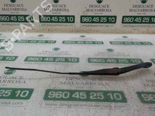 front-wipers-mechanism-dacia-sandero-ii-288817528r-288905811r-2012-4706049 main image