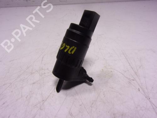 Used Washer pump Washer pump AUDI Q2 (GAB, GAG) 30 TDI (115 hp) 15541858 15541858