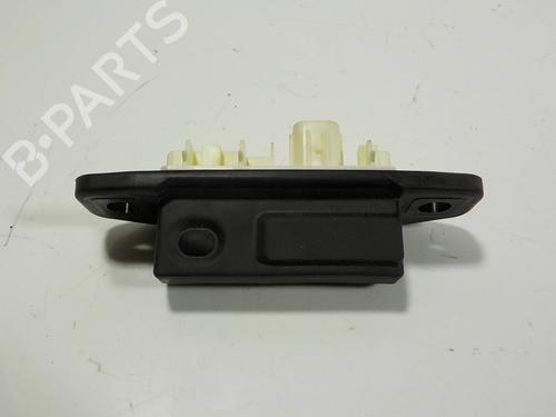 Used Tailgate handle Tailgate handle TOYOTA C-HR (_X1_) 2.0 Hybrid (MAXH10) (184 hp) 12907995 12907995