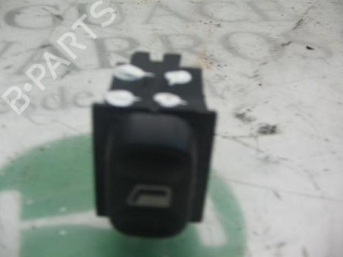 Used Right rear window switch Right rear window switch CITROËN XSARA (N1) 1.6 16V (109 hp) 3751932 3751932