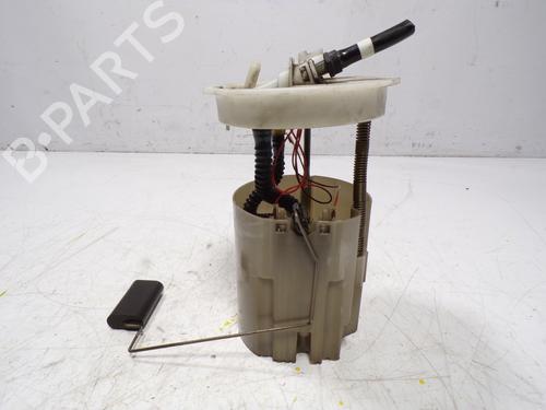 Used Fuel pump FORD FOCUS III 1.6 TDCi (115 hp) 8649846