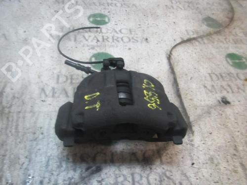 Used Left front brake caliper MERCEDES-BENZ SPRINTER 2-t Van (B901, B902) [1995-2006]  11548999