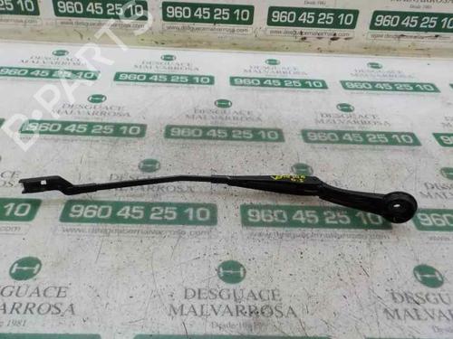 Front windshield wiper arm FORD FOCUS III  | BP4833702C143 