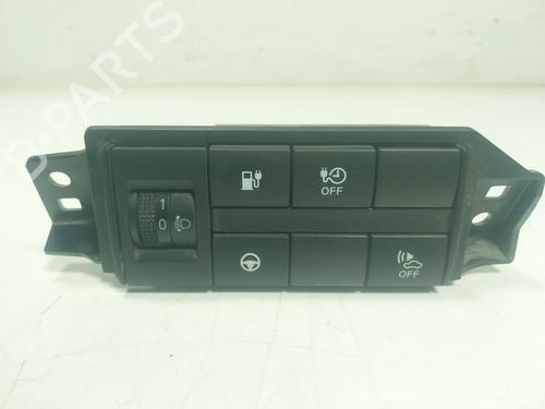 Used Switch NISSAN LEAF (ZE1) [2017-2025]  23211279