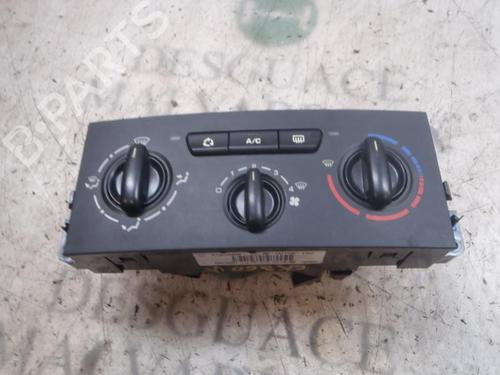 Used Climate control PEUGEOT 207 (WA_, WC_) 1.6 HDi (90 hp) 3818715
