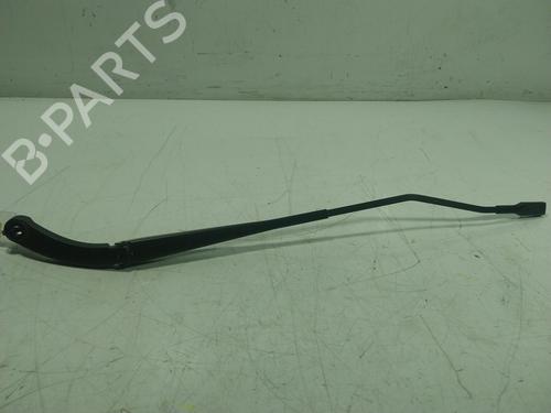 Used Front windshield wiper arm DACIA LODGY (JS_) [2012-2025]  17483393