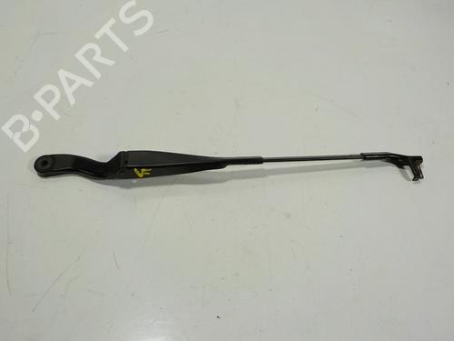 Used Front windshield wiper arm MERCEDES-BENZ CLS (C219) CLS 320 CDI (219.322) (224 hp) 13208527