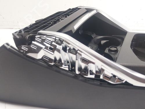 Armrest / Center console BMW 4 Coupe (G22, G82) M 440 i Mild-Hybrid xDrive | BP24738240I20 - Image 3