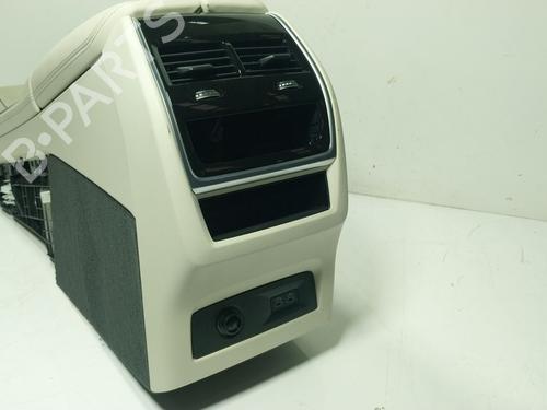 Armrest / Center console BMW X5 (G05, F95) xDrive 40 d Mild-Hybrid | BP30361823I20