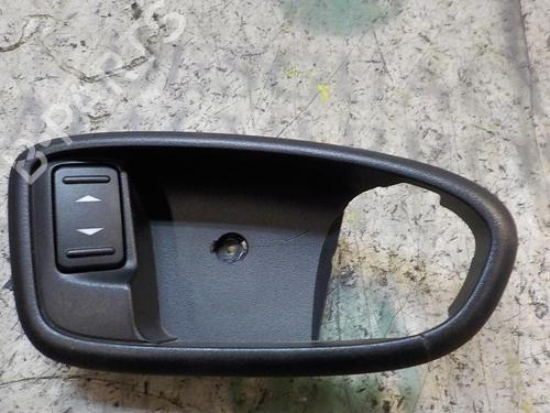 Used Right rear window switch Right rear window switch FORD MONDEO IV (BA7) 2.0 TDCi (140 hp) 3853417 3853417
