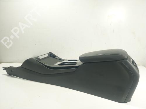 Used Armrest / Center console Armrest / Center console BMW X3 (G01, F97, G08) xDrive 20 d Mild-Hybrid (190 hp) 22899108 22899108